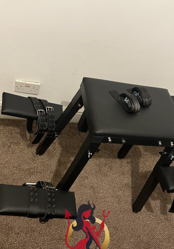 Mistress Elizabeth Gallery Image