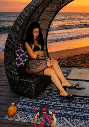 Mia Gallery Image
