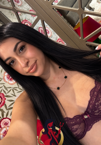 Liana Gallery Image